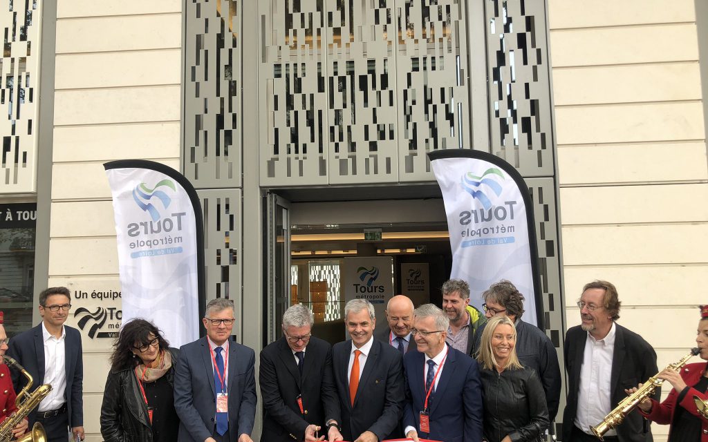 Inauguration de l'auberge de jeunesse avenue de Grammont à Tours