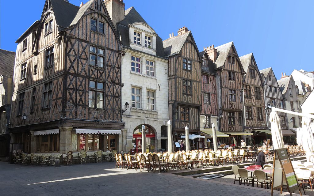 Vieux Tours, Place Plumereau